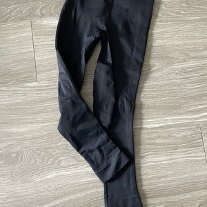 Lululemon leggings black